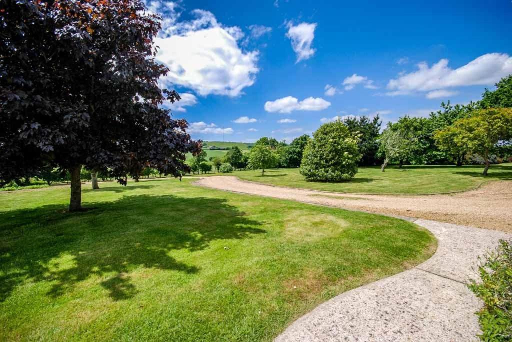 Rookley Farm Lodge - Pet friendly Eksteriør billede